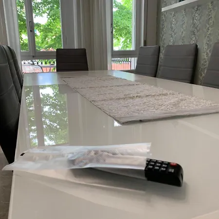 Riverview City Apartment