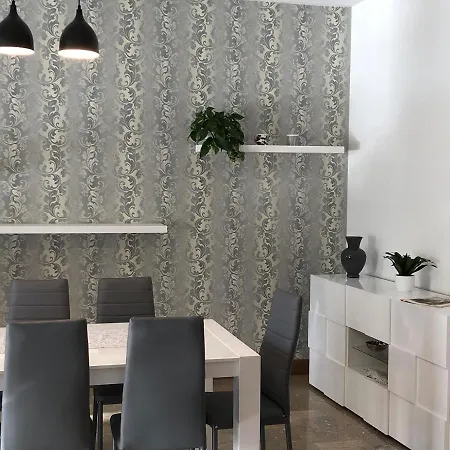 Riverview City Daire Verona